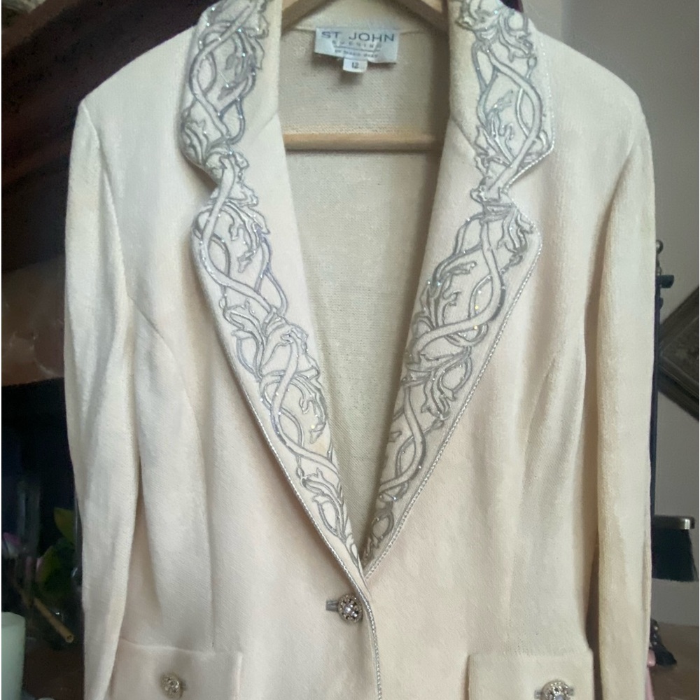 Women St John By Marie Gray Beige Knit Jacket / Blazer size 12 pre-owned
